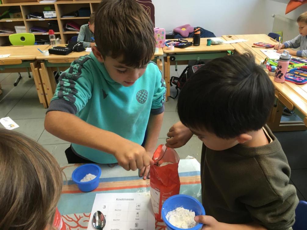 Knetmasse 1a