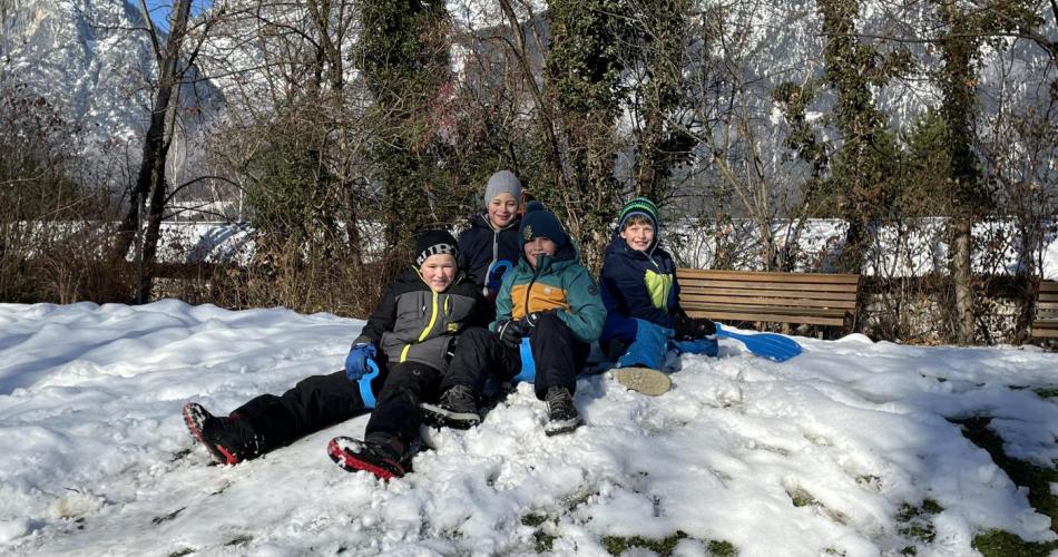 Kinder im Schnee