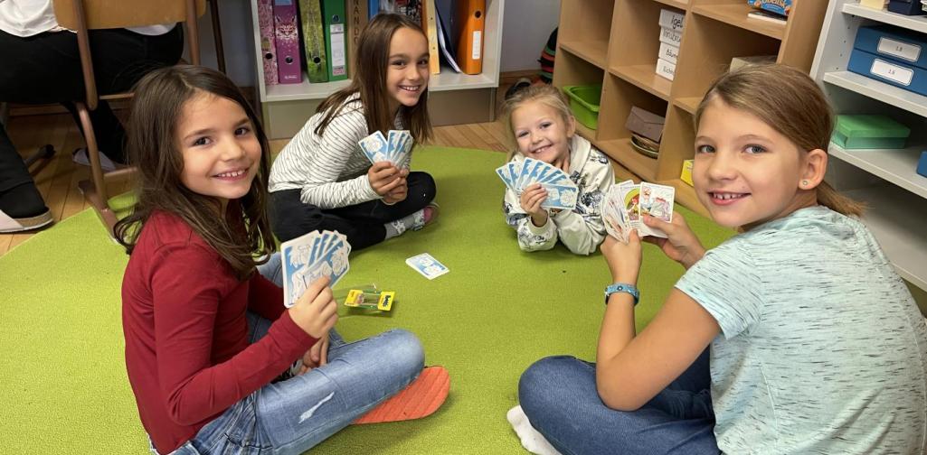 Kinder Mit Lesespiel