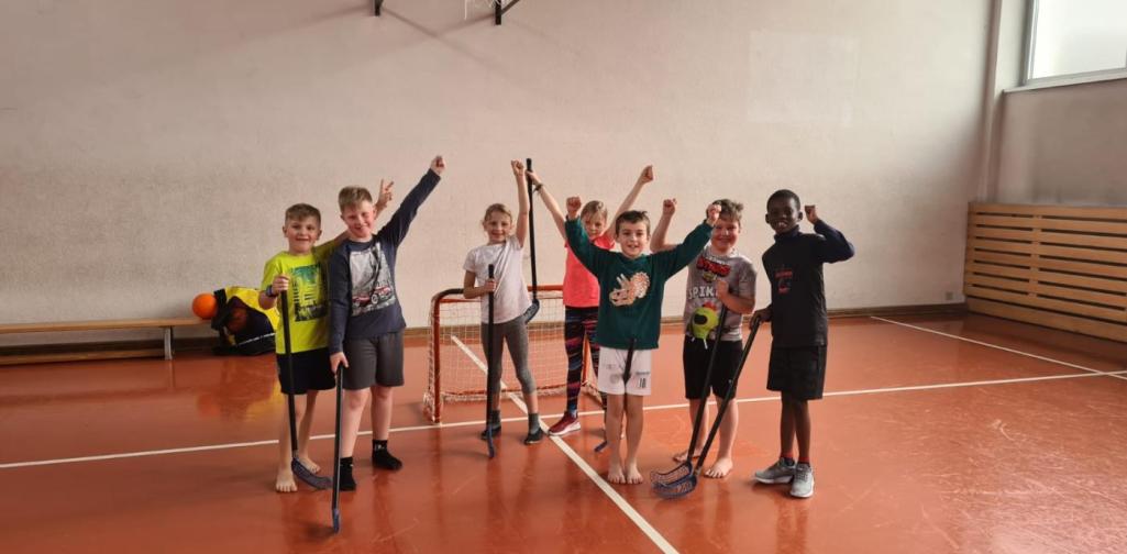 Hopsi Hopper 2022 Hopsi Hopper im Turnsaal