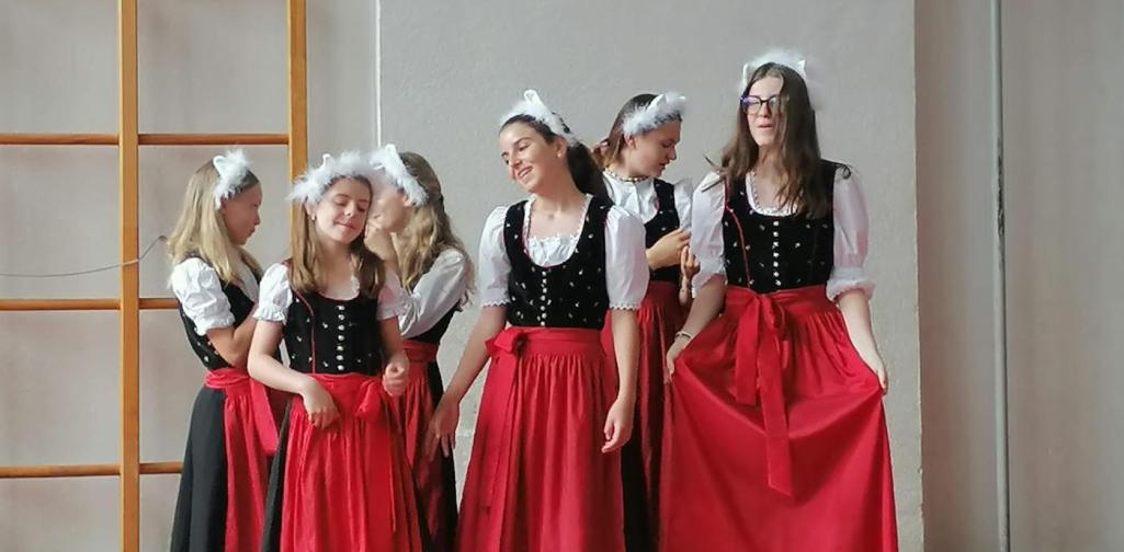 Schüler singen für Schüler