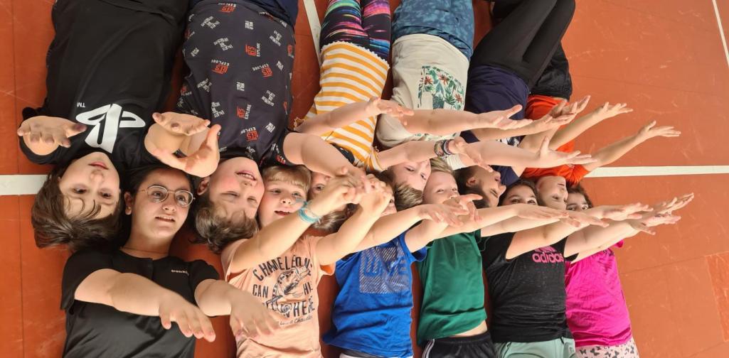 Gemeinschaft stärken Gemeinschaft stärken