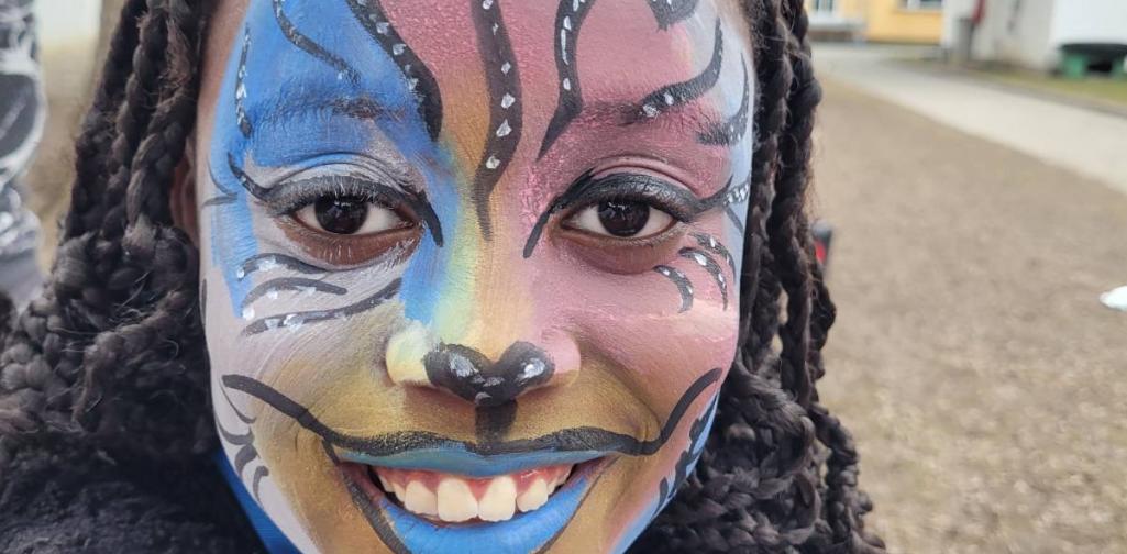 VS Sieglanger Das Kinderschminken gefiel den Kindern gut!